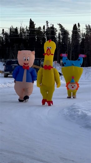 Video Teachers partake in hilarious inflatable costume race