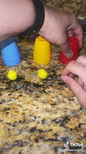 Magic Magician Epic Fail and Pompom Trick Demonstration