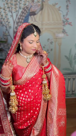 Our gorgeous bride in saree Simran Negi #kotdwaramakeupartist #wedding