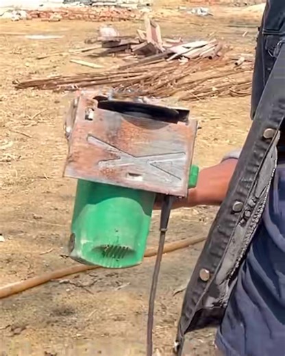 Broken chair Reused _ Genius outdoor Seating Idea #ce... #outdoorseating | Meggan J. McGowan