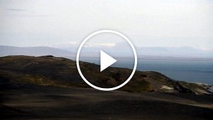 Airlines on Iceland volcano alert