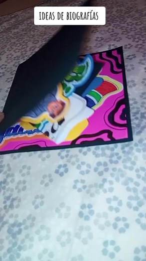 Ideas Creativas para Biografías y Portadas en 3D