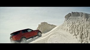 【ALL-NEW DISCOVERY】クラス屈指のオフロード性能を持つ新型ディスカバリー。テレインレスポンス2システムにより天候や地形に合わせた走行のご選択、自動調節が可能となります。あらゆる地形を優雅に乗り越える走破性をあなた自身でお確かめ下さい。 新型ディスカバリーを詳しく見る▶http://bit.ly/2j79Teu | Range Rover