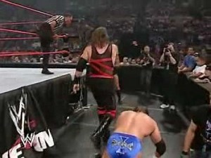 Triple H vs Kane World heavyweight Championship
