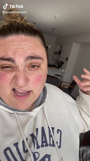 Jamie Fine Sings Justin Bieber's Song Nonstop - Girlfriend Relationship Woes