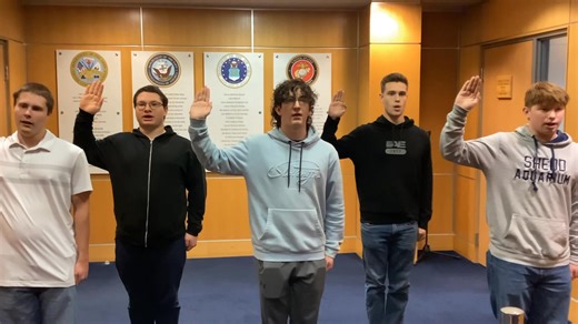 22 reactions | Pittsburgh MEPS Swearing in Oath 10 Nov | Pittsburgh MEPS, 4th Battalion, US Military Entrance Processing Command | Facebook