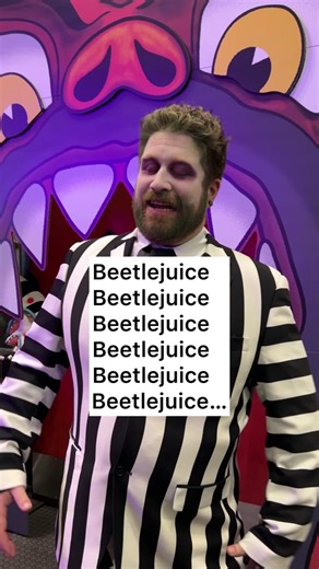 You don’t have to say his name three times at @New York Comic Con 2024—Beetlejuice is absolutely everywhere. @Beetlejuice @Anna Rawr Ink #Cosplay #NYCC