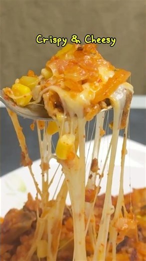 Crispy Kimchi Fried Rice with Cheese #kimchi #friedrice #cheesefriedrice #koreanhomecooking