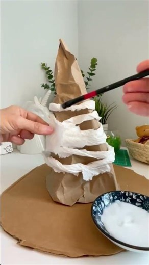 DIY ✨ Sorting Hat 🧙‍♂️ | Halloween Decor #sortinghat #diy #craft #crafts #shorts #short #shortvideo