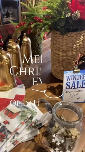 Merry Christmas Eve! Come shop with us today from 10-3!!! | Black Iris Design Co