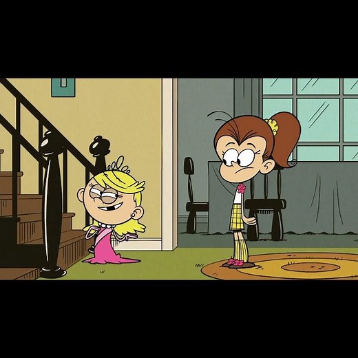 Luan using her persuasive skills on Lincoln and Lola to get them to work for her