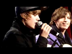 Justin Bieber - NEVER LET YOU GO - Concert Privé Paris