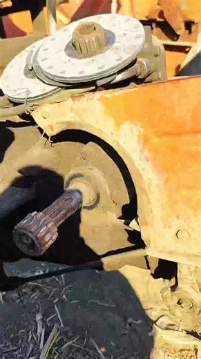 Replacing Old Clutch Parts with Brand New Ones 🔧 | Full Clutch Repair Process #Shorts#ClutchRepair #MechanicLife #AutoRepair #Shorts #HamimMechanics #DIYMechanic #CarMaintenance #RepairTips #ClutchReplacement #WorkshopSkills | Hamim machines