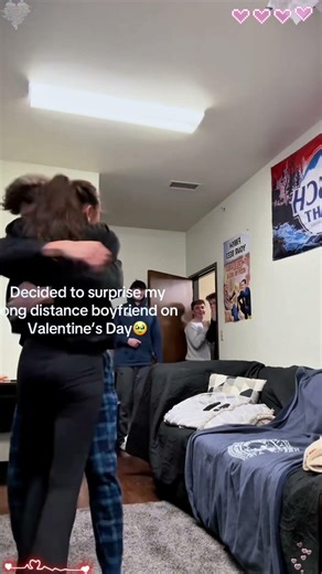 Surprise Your Long-Distance Partner #bestfriend #backhome #surprisereunion #reunion