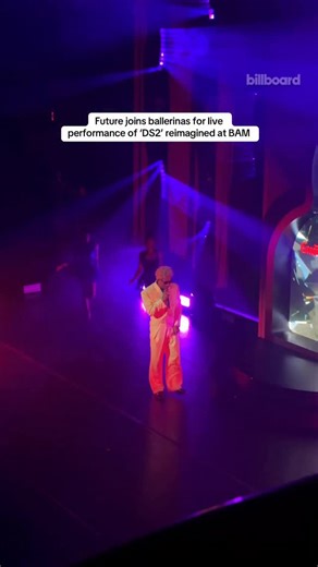 Future’s ‘DS2’ came to life in a whole new form, reimagined as a ballet. As ballerinas moved gracefully around him, Future performed “Commas,” creating a fusion of trap music and classical movement at ‘DS2’ Remixed: The Ballet presented by Grand Marnier. | Billboard Hip-Hop