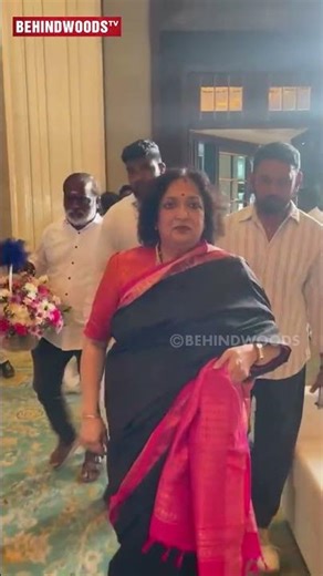 மகள் Aishwarya-காக வந்த🥰 Latha Rajinikanth | Texla