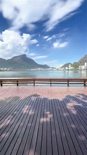 The lagoon in Leblon is unreal 🌞🇧🇷✨