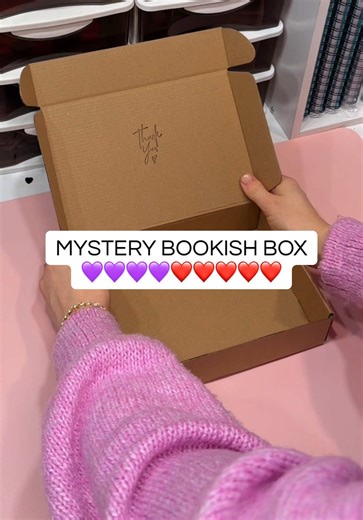 Mystery Bookish Box Packing Experience