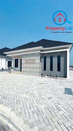 Own a Piece of Ibeju Lekki’s Most Secure Investment 💫 Celebration Parkland Estate & Resort offers you both luxury and absolute peace of mind. Estate Features: - Stable Electricity - Modern Drainage System - 24/7 Security - Perimeter Fencing - Green Areas - Recreational Spaces - Clean Water Supply And lots more. Proximities: Proposed International Airport Dangote Refinery Lekki Deep Sea port Pan Atlantic University Alaro City etc Price: N75m Initial Deposit: N5m 📍 Location: Idera Scheme. Ibeju 
