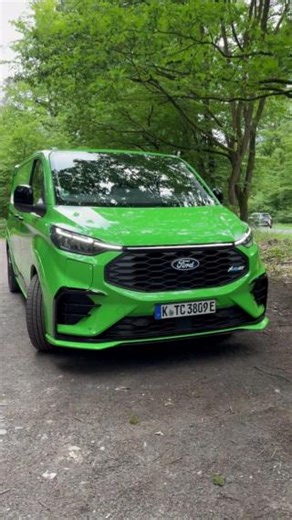 162K views · 2.4K reactions | No vantasy! Ford’s Transit Custom MSRT is the Raptor of vans! #ford #transit #transitcustom #msrt #van #car #carsguide | CarsGuide.com.au | Facebook