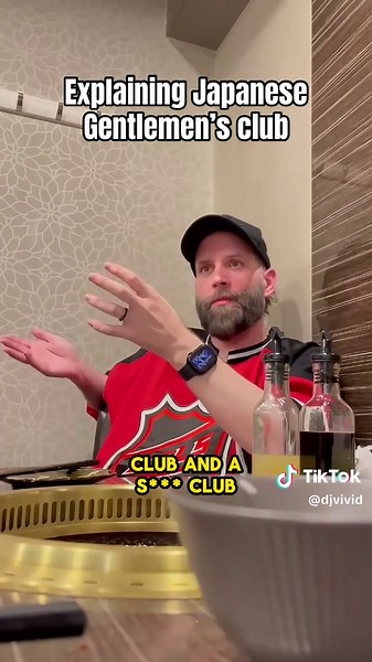 Explaining gentlemen clubs in Japan 😏 There are three different types and this is my quick and basic breakdown between them. #tokyo #shinjuku #japantrip #tokyonightlife #japanesegirl