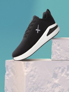Buy HRX By Hrithik Roshan Men Black Woven Design Atom Running Shoe -  - Footwear for Men