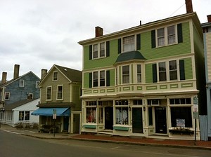 Bakery, Candy Shop to Open on Washington Street