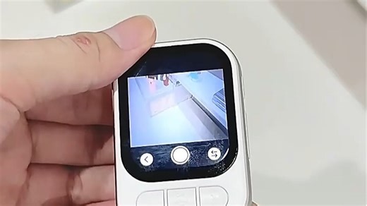 Mini MP3播放器使用体验分享：小巧便携，音质清晰，通勤路上的音乐伴侣