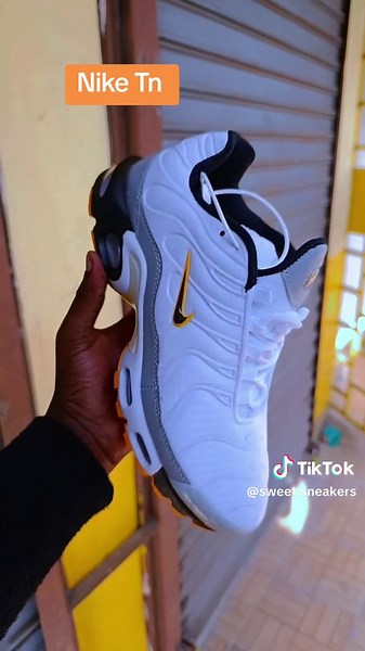 Nike Tn Sneakers: Style and Comfort