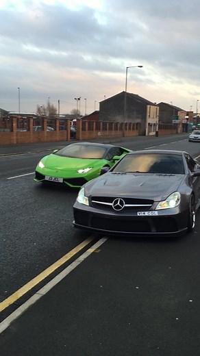 TBT to when customers came to pick up their SL black series in their Lambo #lambo #fyp #trending #mercedes #lamborghini