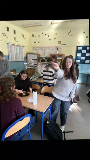 1.9K views · 46 reactions | ✨ Fizyka w praktyce – eksperymenty klas...