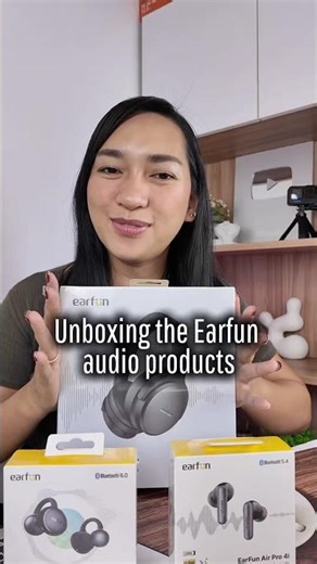 Unboxing earfun audio products