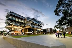 Monash University Admissions: 2025 Deadlines, Acceptance Rate, Eligibility & Decision Dates
