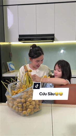 Khi Sầu kêu ko có Quả gì để ăn 😂 #sauratngau #giadinhsauratngau | mukbangs eating food