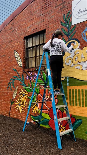 See What LACEY DOES in Downtown Easley🎉 Garland & George, Purveyors of Quality Antiques, City of Easley, South Carolina & Downtown Easley Business Council | Greater Easley Chamber of Commerce