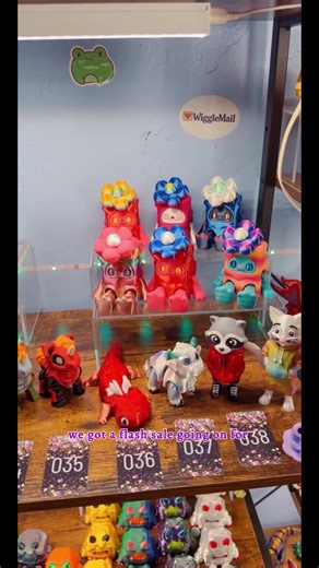 Randomized Samplers | Wiggle Box Fun & Articulated Stress Relief Fidget Toys