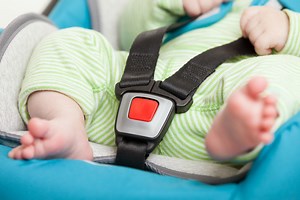 How Tight Should Car Seat Straps Be? Guide For Parents - Kid Sitting Safe