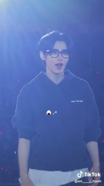 🍙 ⸝꙳ 2024 10 5 ｜アンコールのメガネそんふんくんにときめかない人なんてこの世にいるの、、、？ #walktheline #enhypen #engene #ソンフン #sunghoon #朴成训 #엔하이픈 #エナイプン #kpop #engeneさんと繋がりたい #ENGENE
