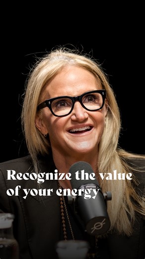 rich roll | @melrobbins on reclaiming your power. Find part of our convo in the Best Of 2025: Part One. Episode 957 of the Rich Roll Pod. ✌🏼🌱 – Rich | Instagram