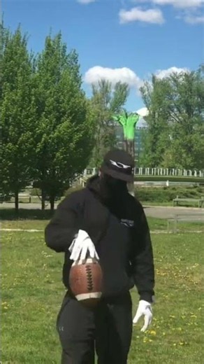Master Catching: The ULTIMATE Ball Tip Drill! #shorts
