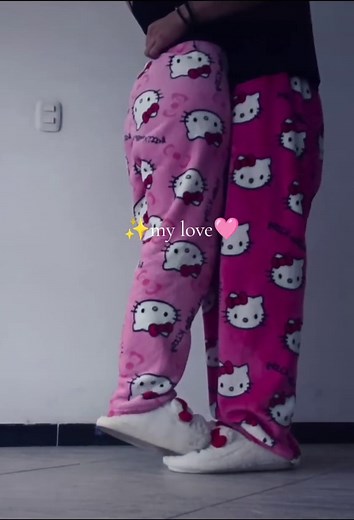 Hello Kitty & Dear Daniel Love Story