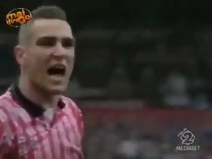 Vinny Jones e i falli più brutti nella storia del calcio | Rivogliamo MAI DIRE GOL
