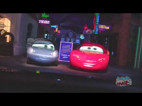 Full Ride: Radiator Springs Racers with source audio at night in Cars Land