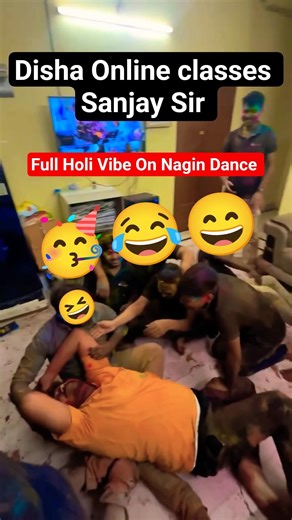 Disha Online classes Sanjay Sir And All Teachers Holi🫟 Full Vibe🥳 On Nagin Dance😂 #holi #viralshort