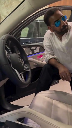 Land Rover| Premium Segment Cars in Delhi NCR
