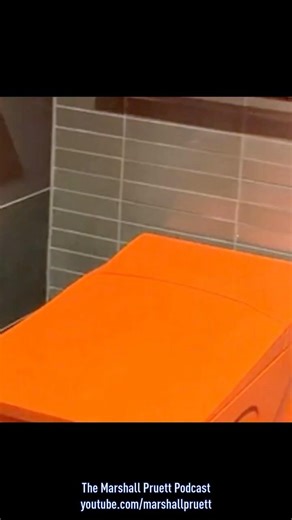 Arrow McLaren’s new IndyCar shop has a PAPAYA TOILET! #indycar #racing #motorsport #mclaren