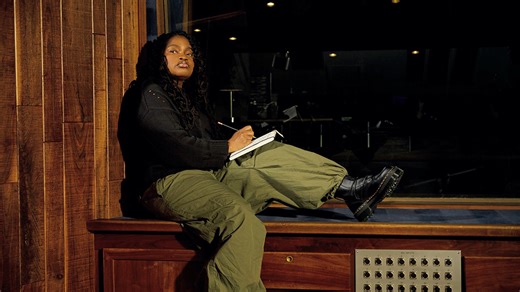 Aliah Sheffield is sick of earth and wants you to sing along - Chicago Reader