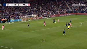 185K views · 9.4K reactions | Messi scores with a beautiful header.. | Football Mood Posting | Facebook