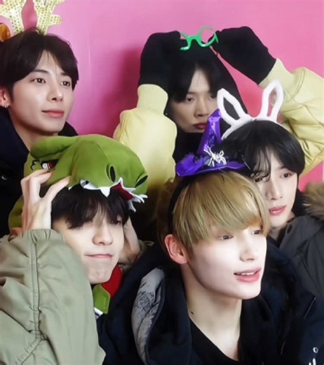 Happy 6th Anniversary Celebration from TXT