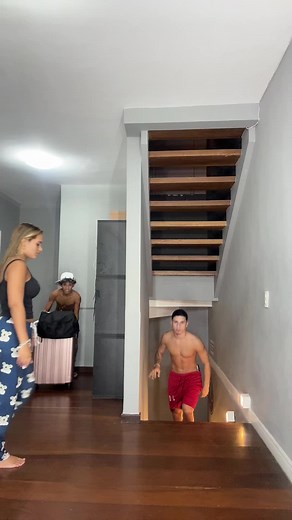 Os vídeos de ☆ Reis ☆ (@niccolereis) com som original - 💭